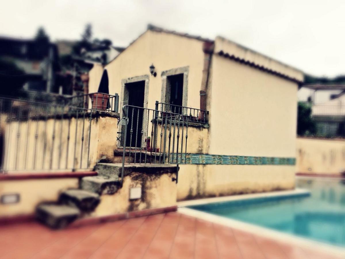 The Clock Houses Borgo Gallodoro Letojanni Exterior photo